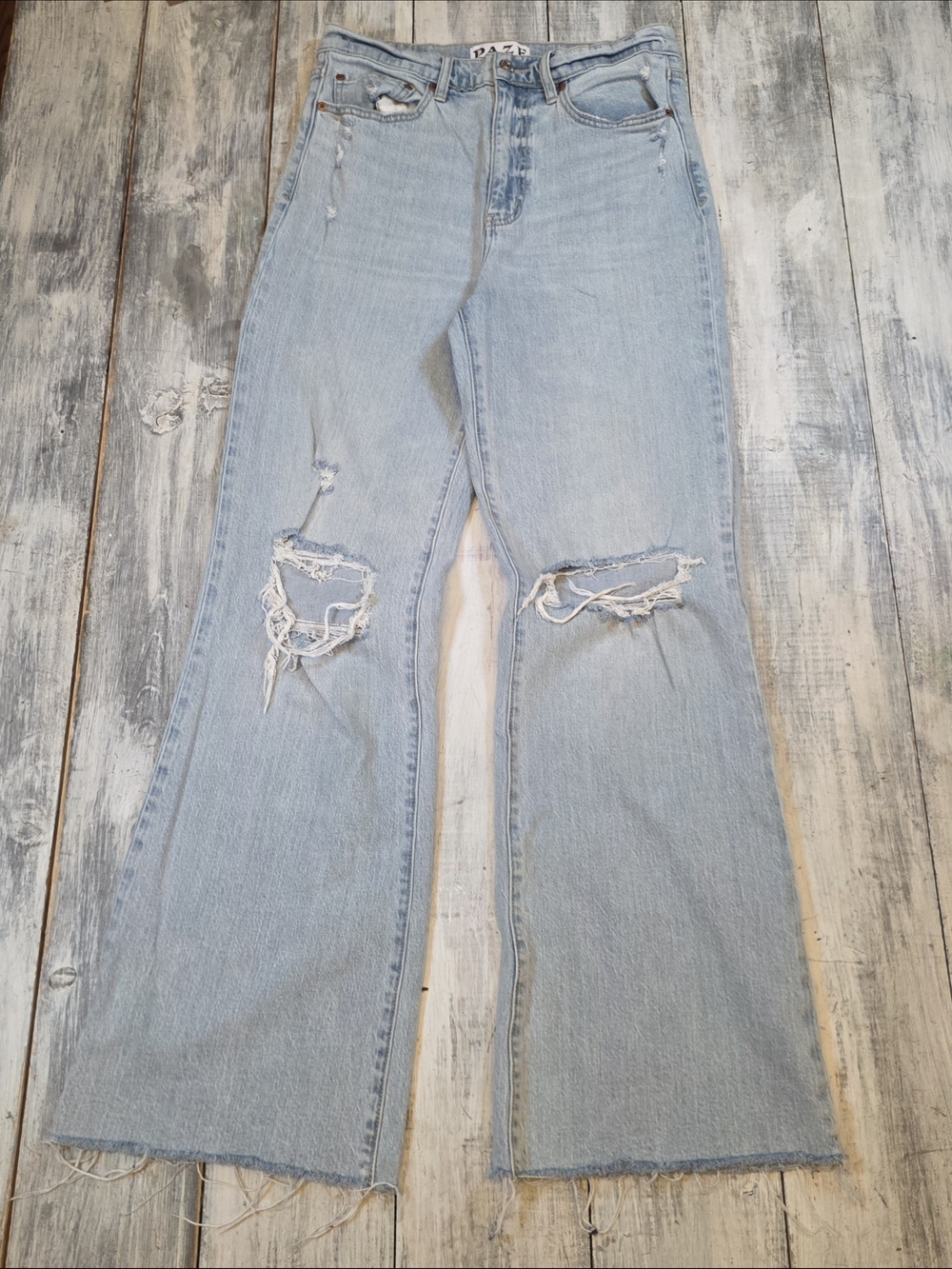 Daze Women's Light Blue Distressed High Rise Flared Wide-Leg Jeans Raw Hem sz 29
